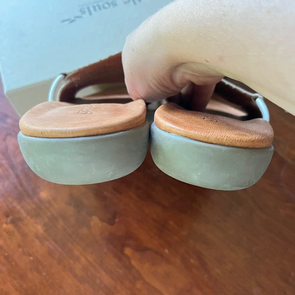 Gentle Souls Golum SN Bone Snakeskin Leather Comfort Slide Sandals 9